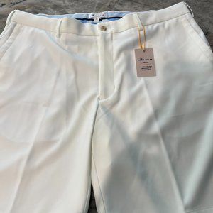 PETER MILLAR MEN'S SHORT; SIZE 38; WHITE